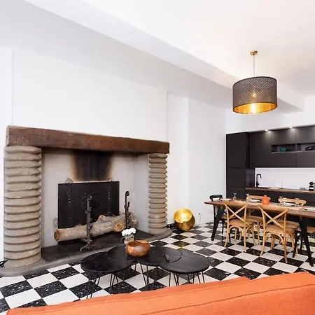 L'hotel Particulier, 120m2, Hypercentre, Wifi / Conciergeriedamecarcas 卡尔卡松