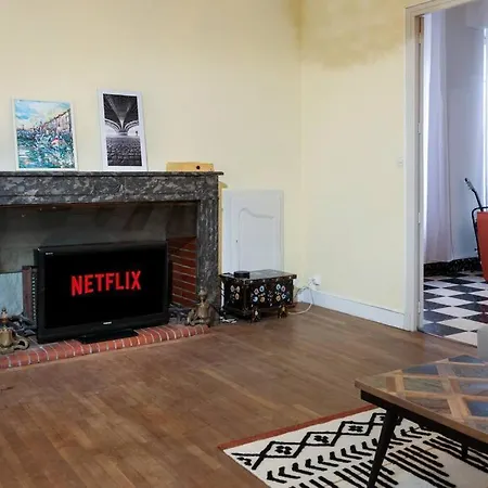 L'hotel Particulier, 120m2, Hypercentre, Wifi / Conciergeriedamecarcas * Carcassonne