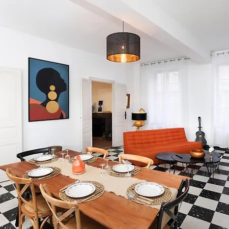 L'hotel Particulier, 120m2, Hypercentre, Wifi / Conciergeriedamecarcas شقة *