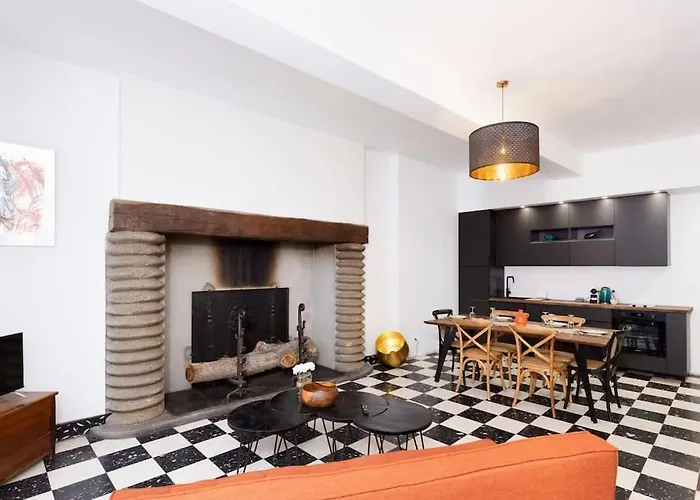 L'hotel Particulier, 120m2, Hypercentre, Wifi / Conciergeriedamecarcas Apartment