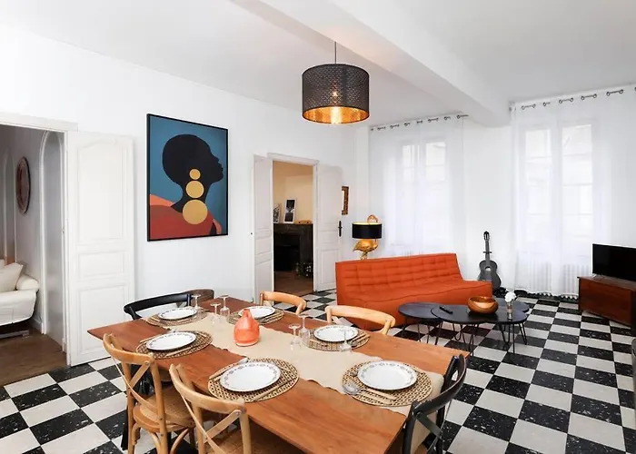 L'hotel Particulier, 120m2, Hypercentre, Wifi / Conciergeriedamecarcas Appartement *